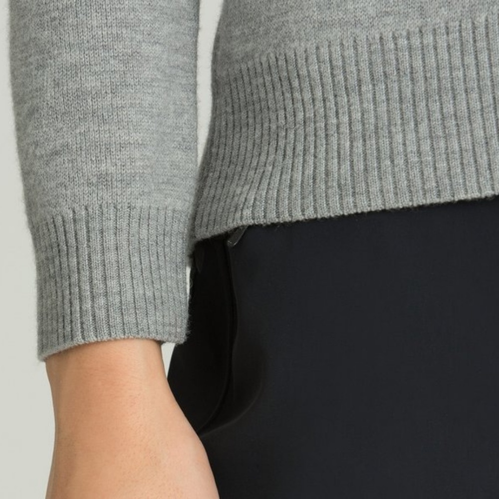 Sweater - Picture 6 of 8